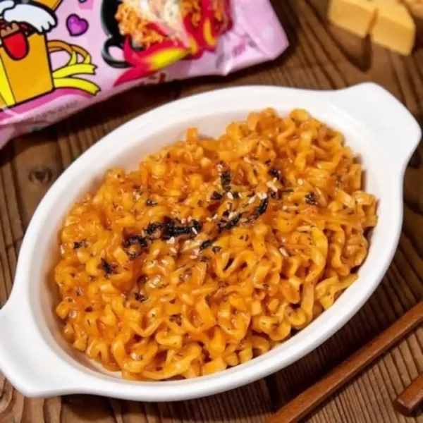 Samyang Carbo Spicy Chicken Flavor Ramen Noodles 130g